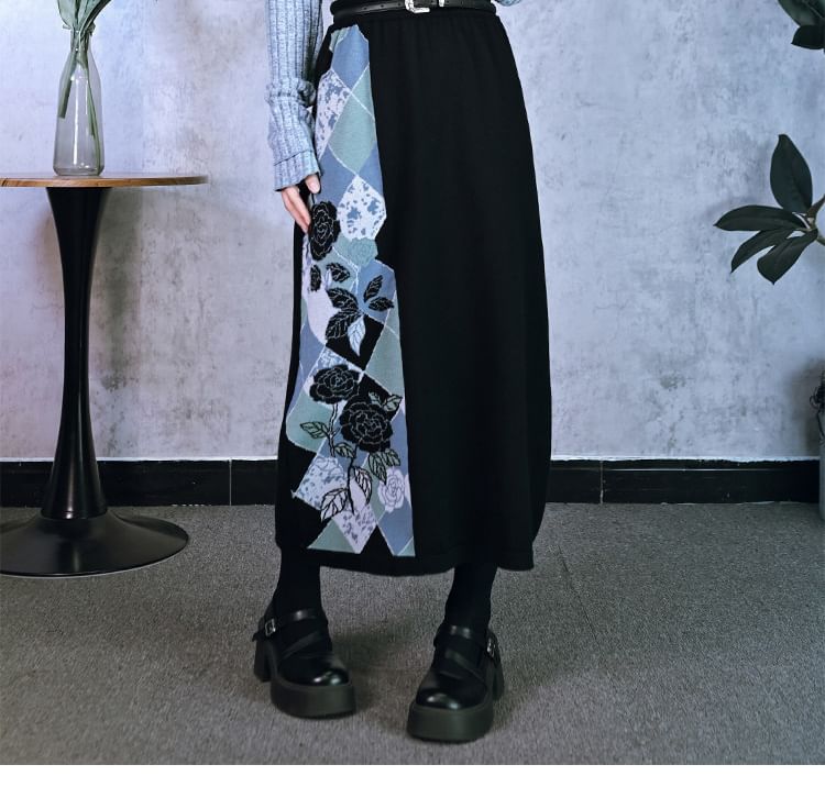 Argyle V-Neck Cardigan with High-Waisted Knit Maxi A-Line Skirt