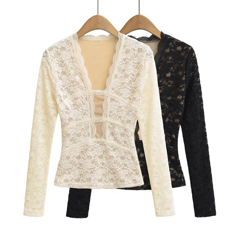 Slim Fit V-Neck Lace Long Sleeve Top