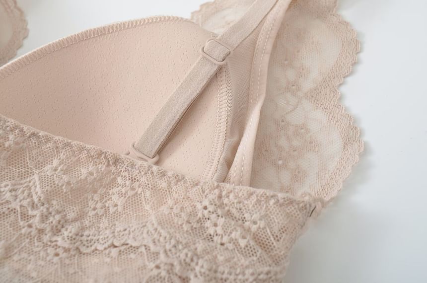 Sleeveless V-Neck Lace Camisole