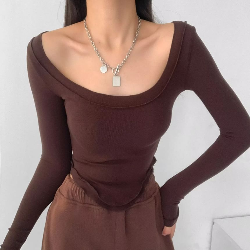 Slim Fit Lettuce Edge Long Sleeve Crop Tee