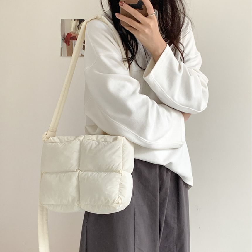Plain Quilted Puffy Crossbody Bag