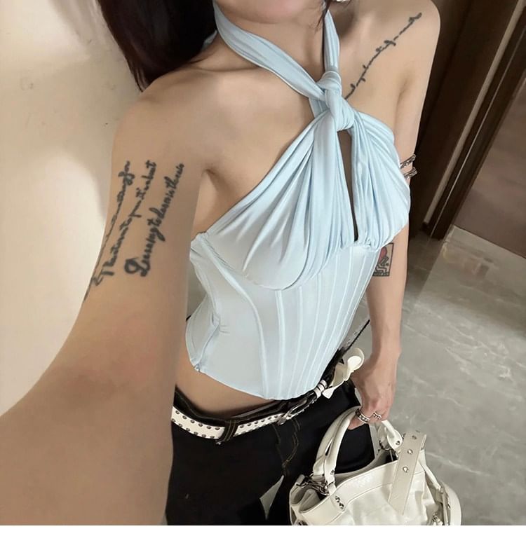 Knotted Halter Neck Solid Color Crop Top
