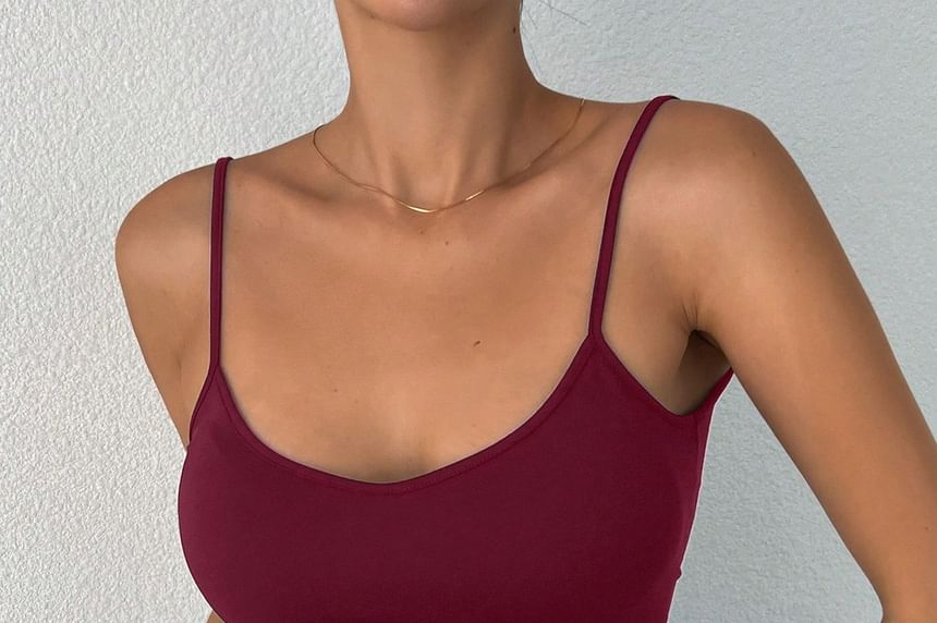Open-Back Cropped Camisole with Scoop Neck and Slim Fit