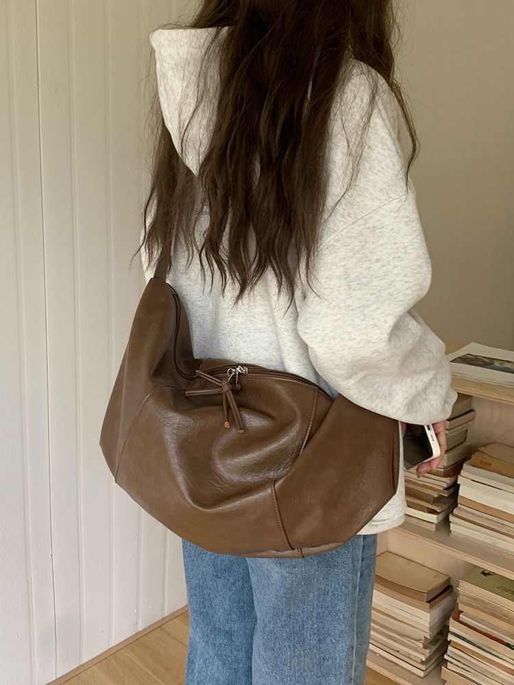 Faux Leather Slouchy Crossbody Bag