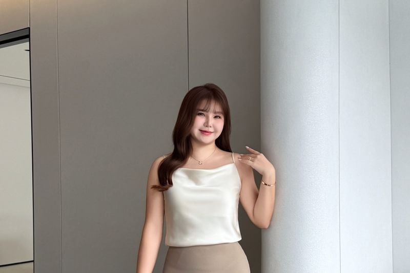 Maxi Mermaid Skirt - High-Waisted Plain
