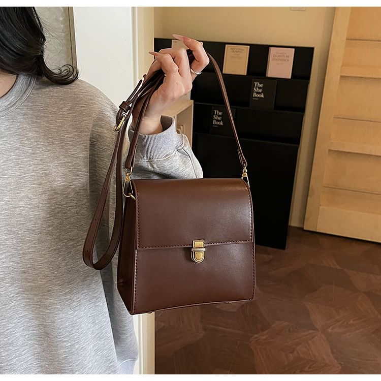 Plain Faux Leather Flap Crossbody Bag
