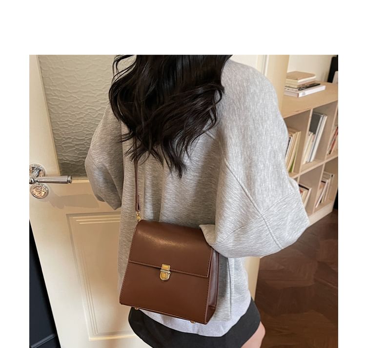 Plain Faux Leather Flap Crossbody Bag