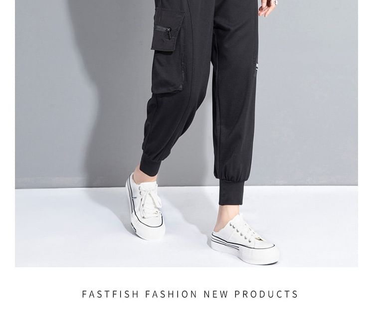 Short-Sleeve Crewneck Paneled Tee