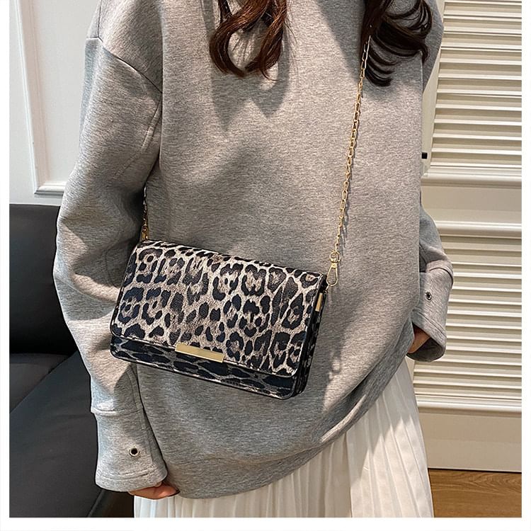 Leopard Print Flap Shoulder Bag