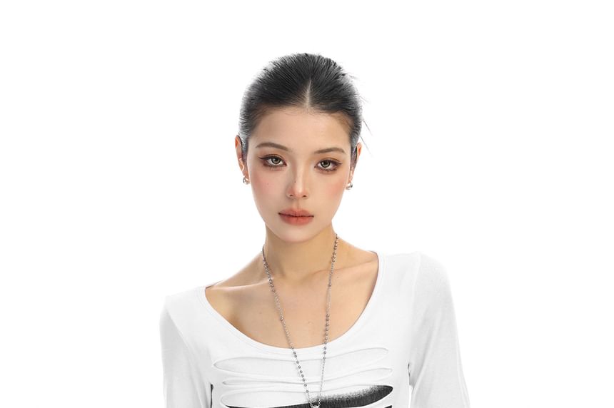 Long-Sleeve Scoop Neck Solid Distressed Tee