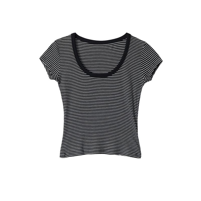 Short Sleeve Scoop Neck Striped Cropped Tee