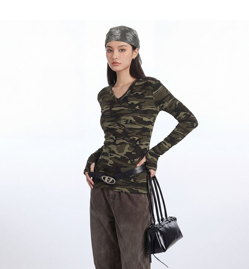 Long Sleeve V-Neck Camouflage Tee