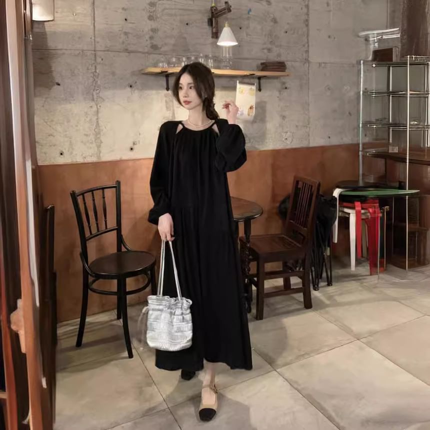 Round Neck Round Neck Plain Cutout Gathered Maxi A-Line Dress