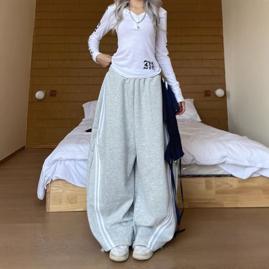 Striped Barrel Leg Sweatpants + Mini Skirt Set - Altfashion Shop