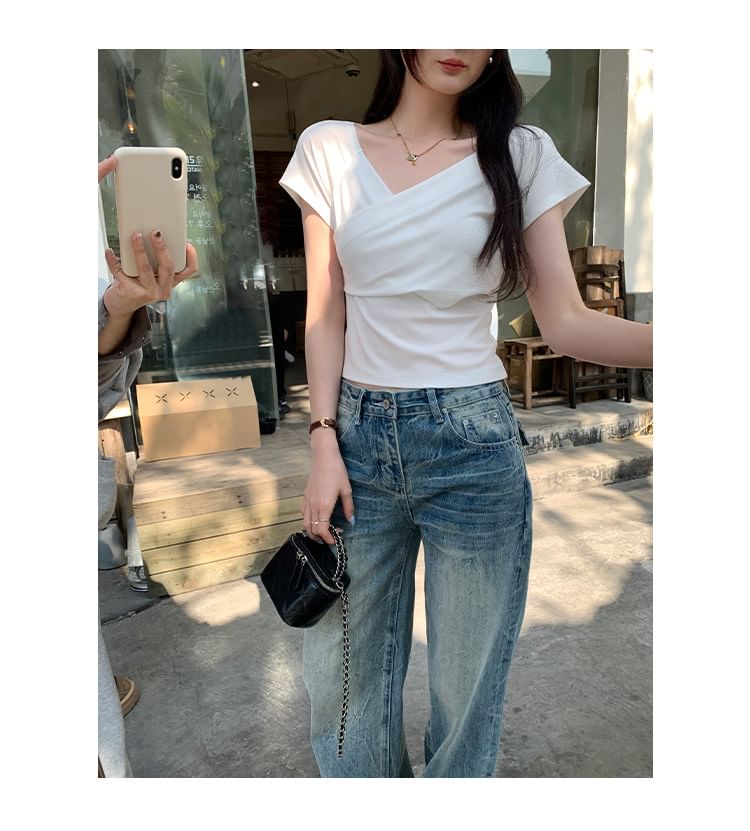 Short Sleeve V-Neck Wrapped Basic Tee