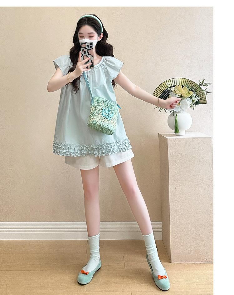 Maternity Short-Sleeve Solid Blouse & Shorts Set