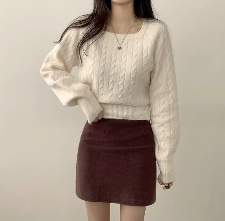 Square Neck Cropped Knit Top with Long Sleeves