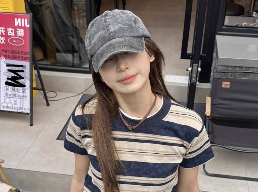 Short Sleeve Crew Neck Striped Tee