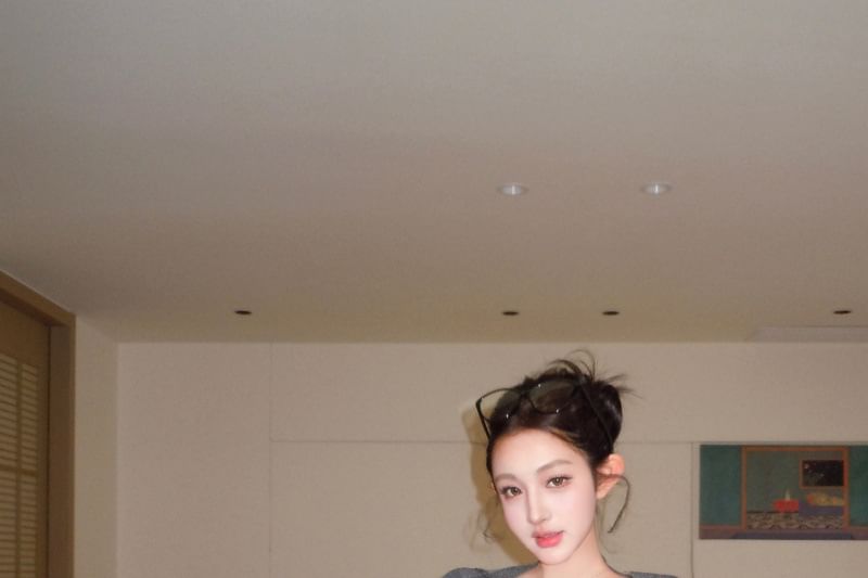 V-Neck Plain Lettuce Edge Camisole / Short Sleeve Tie Front Cropped Cardigan