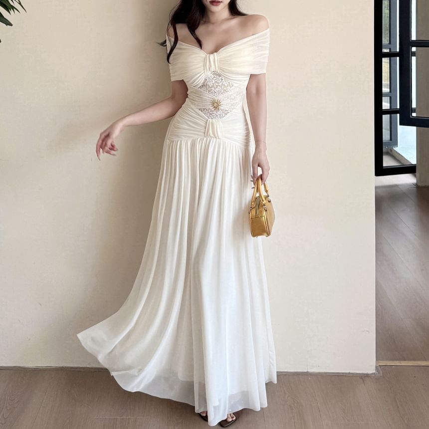 Off Shoulder Plain Lace Panel Ruched Maxi A-Line Dress