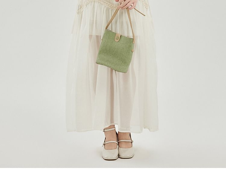 Short-Sleeve Crewneck Lace Maxi A-Line Dress