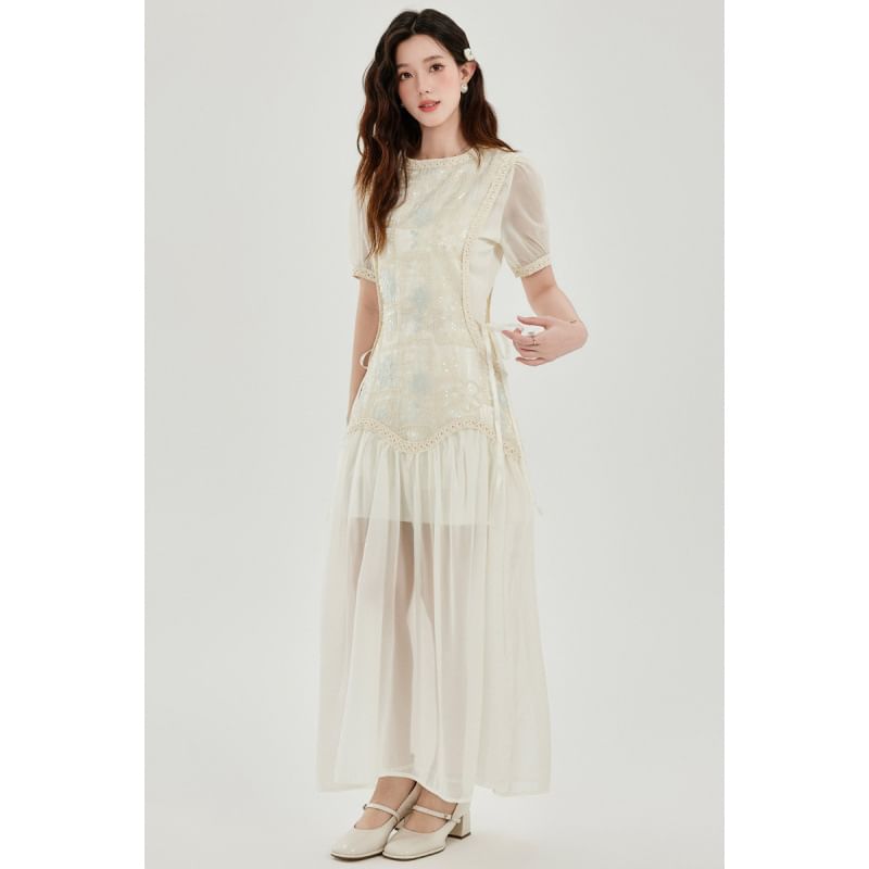 Short-Sleeve Crewneck Lace Maxi A-Line Dress