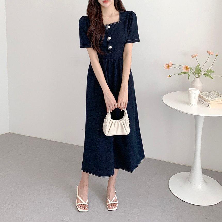Short-Sleeve Square Neck Plain Contrast Stitching Maxi A-Line Dress