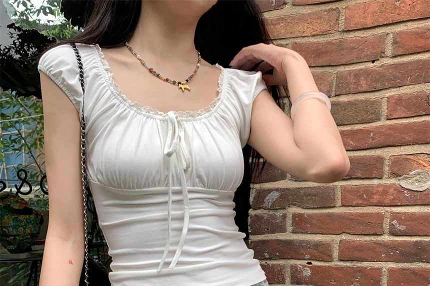 Shirred Scoop Neck Lace-Trim T-Shirt with Puff Sleeves
