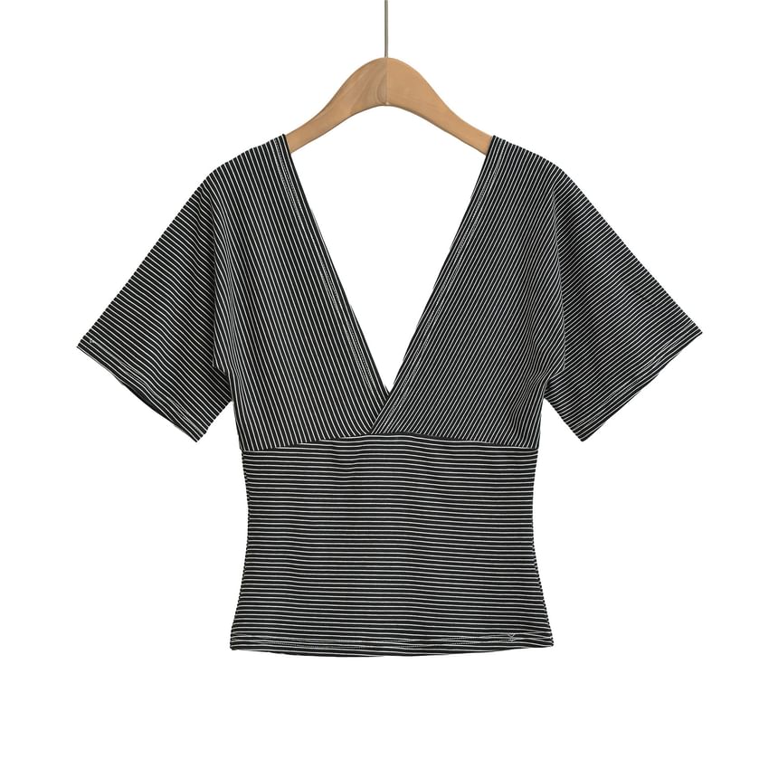 Slim-Fit Striped V-Neck Crop Tee with Short Sleeves