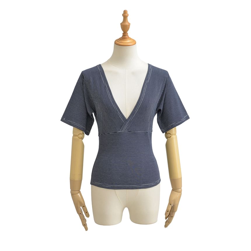 Slim-Fit Striped V-Neck Crop Tee with Short Sleeves