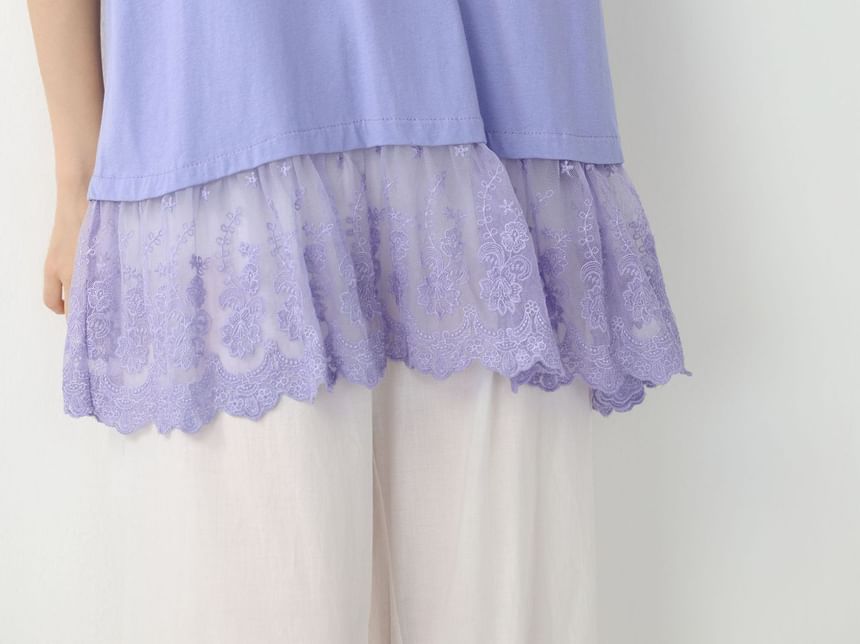 Crewneck Lace Panel Sleeveless Top