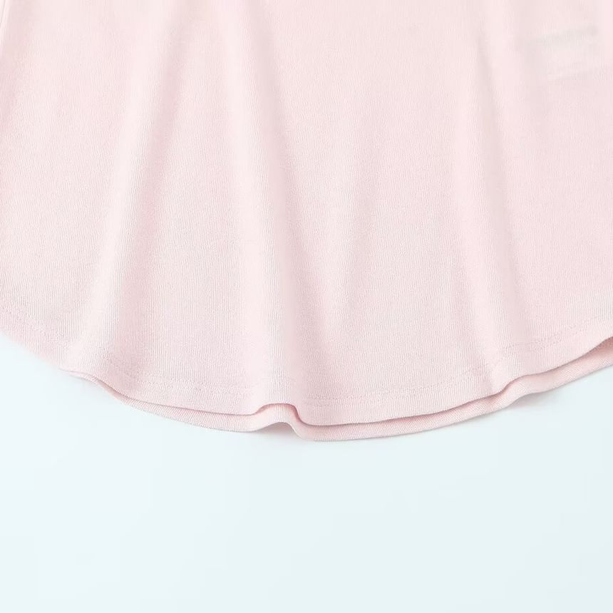 Raglan Crewneck Long Sleeve T-Shirt