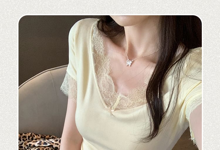 Ruched Lace-Trim V-Neck Tee with Short Sleeves