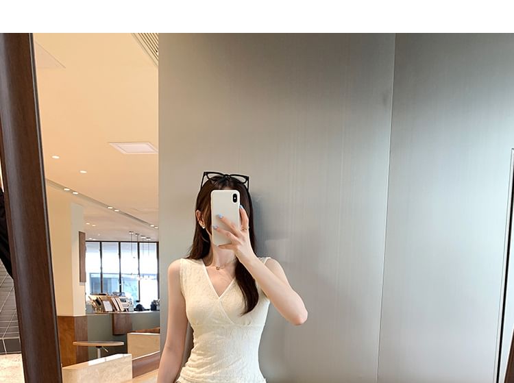Lace V-Neck Cropped Tank with Slim Fit