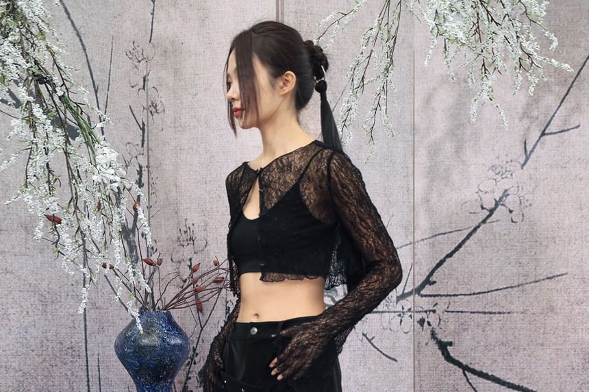 Long Sleeve V-Neck Plain Button Lace Crop Top
