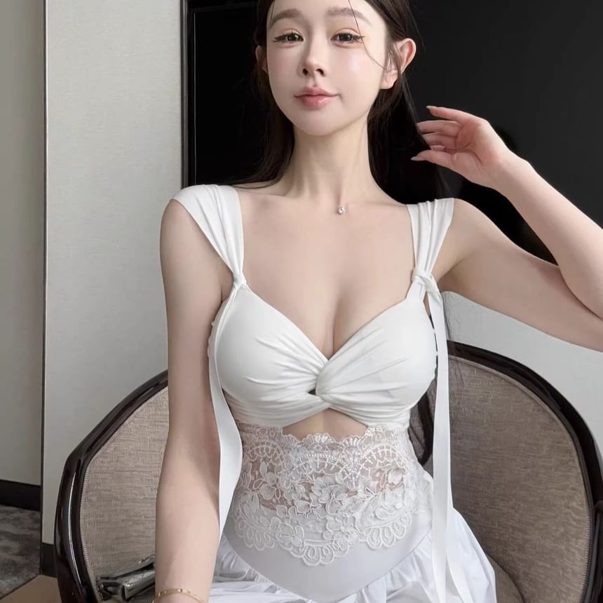 Sleeveless Cutout Lace Crop Top