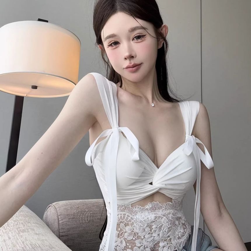 Sleeveless Cutout Lace Crop Top