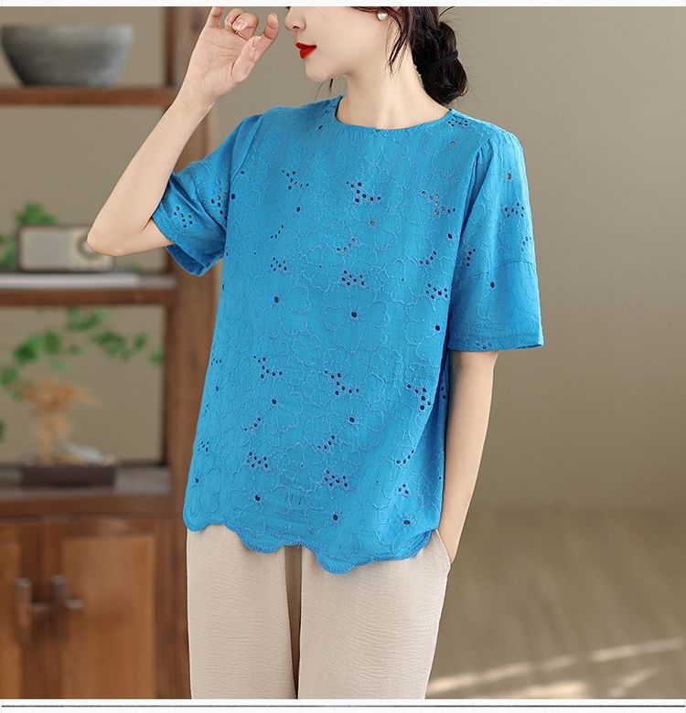 Short-Sleeve Crew Neck Lace Blouse