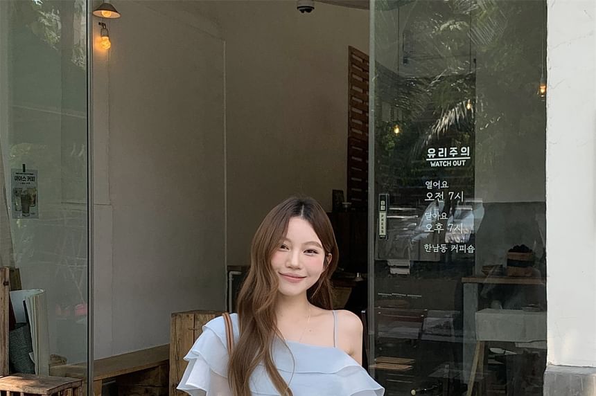Ruffle-Trimmed One-Shoulder Sleeveless Top