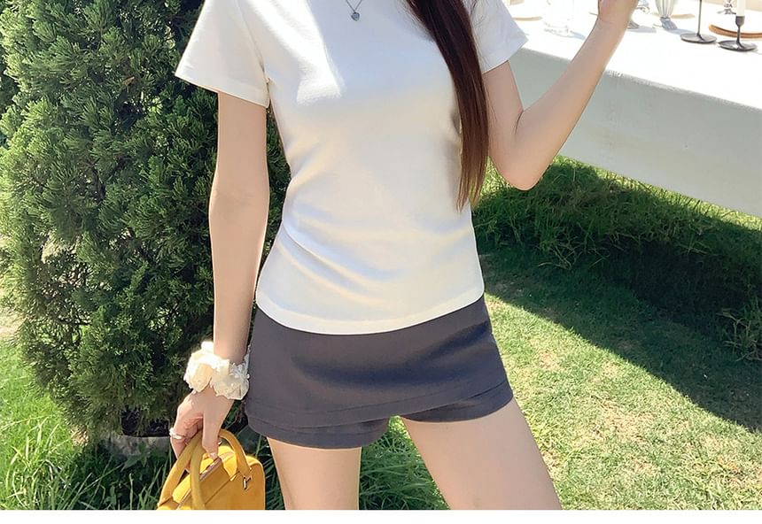 Crew Neck Short Sleeve Basic Tee