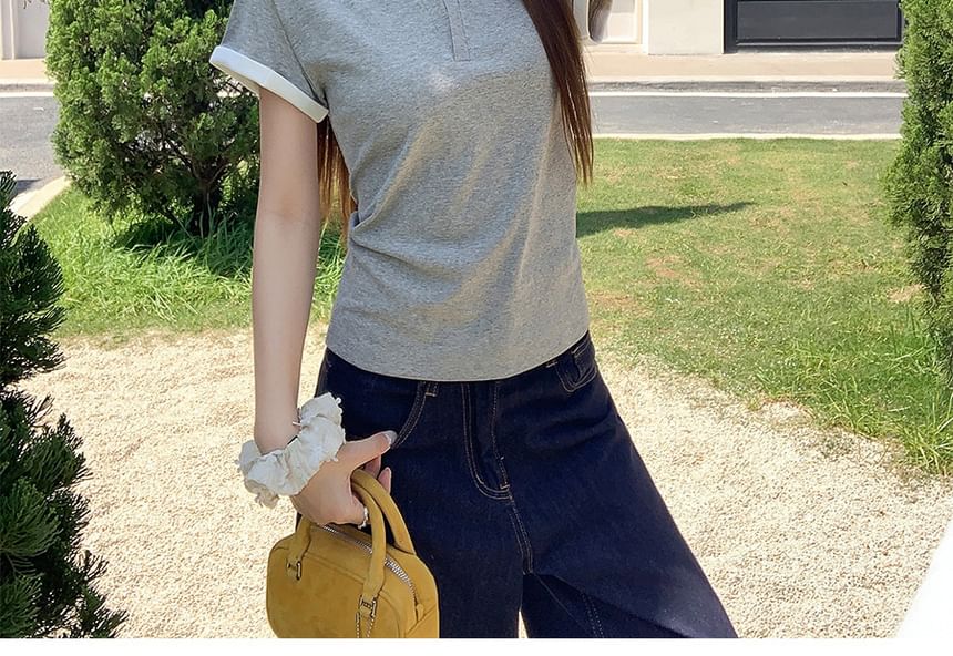 Round Neck Faux Two-Piece Short Sleeve Tee