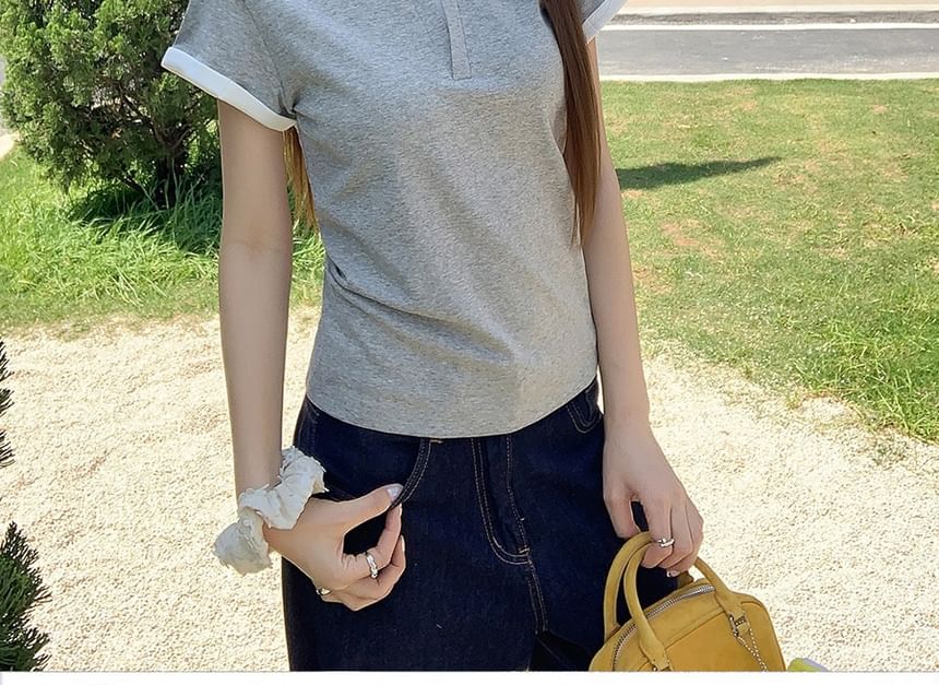 Round Neck Faux Two-Piece Short Sleeve Tee