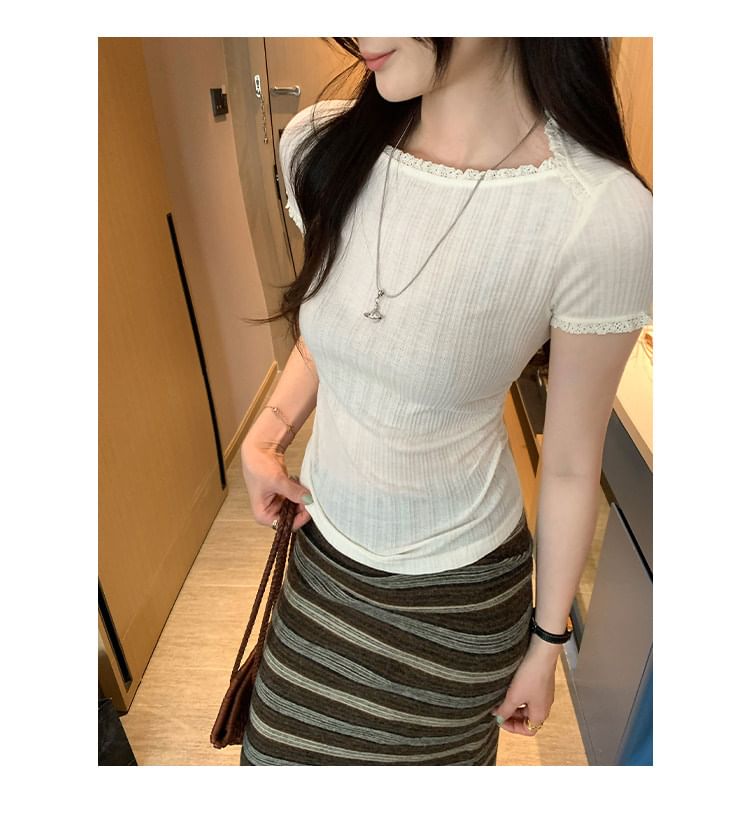 Boat Neck Lace Trim Ruched Short Sleeve Top