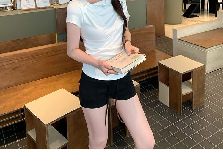Asymmetric Basic Short Sleeve Top