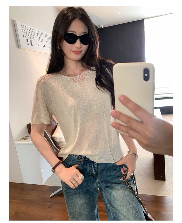 Distressed V-Neck Knit Top Short Sleeve