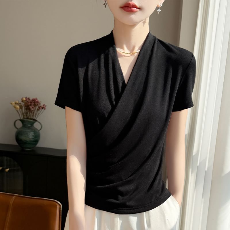 Ruched V-Neck Slim Fit Tee