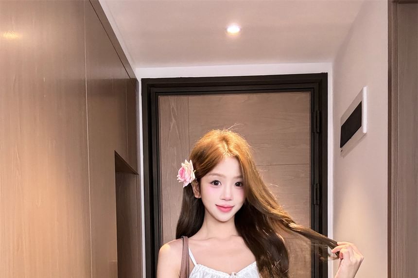 V-Neck Plain Lace Trim Tie Front Crop Camisole Top
