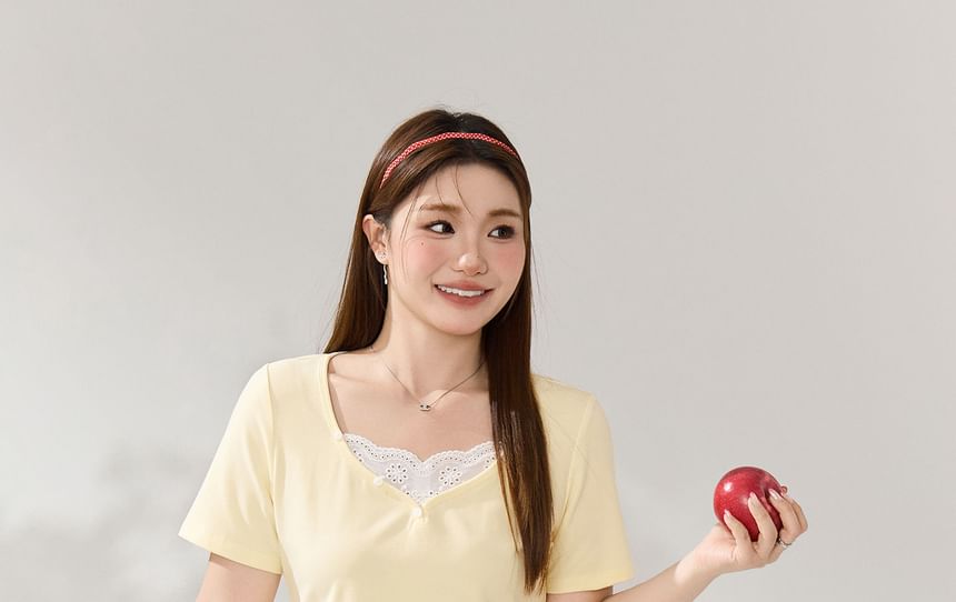 Short-Sleeve V-Neck Lace Trim Plain Top