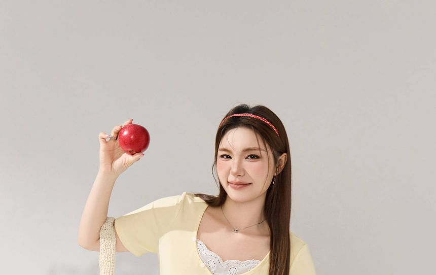 Short-Sleeve V-Neck Lace Trim Plain Top