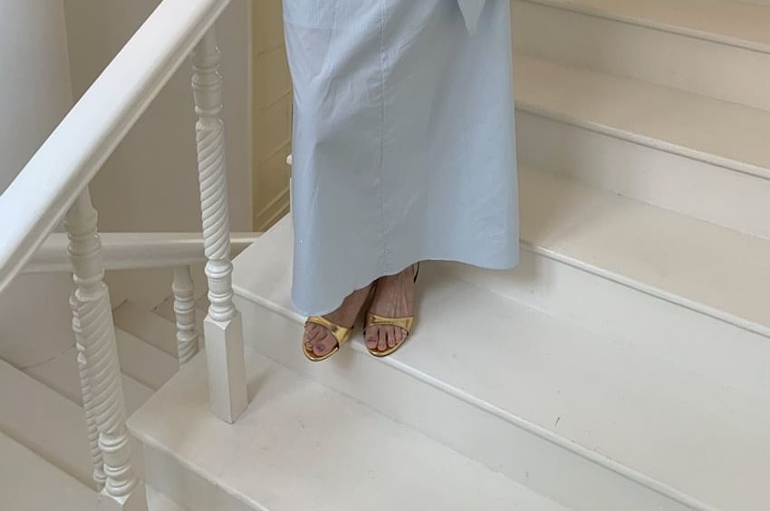Set: Long-Sleeve Plain Shirt + High Waist Maxi Skirt